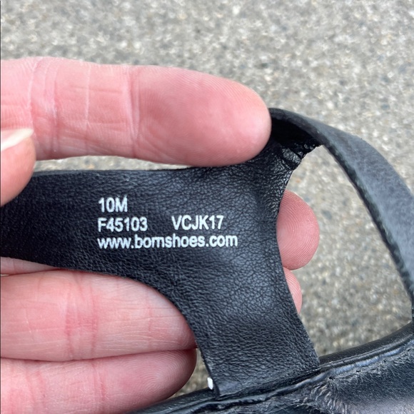 BORN leather strappy platform heeled sandals. Size 10M - Picture 5 of 6